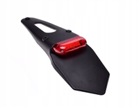 AM9901 LAMPA TYLNA CZERWONA Z BŁOTNIKIEM